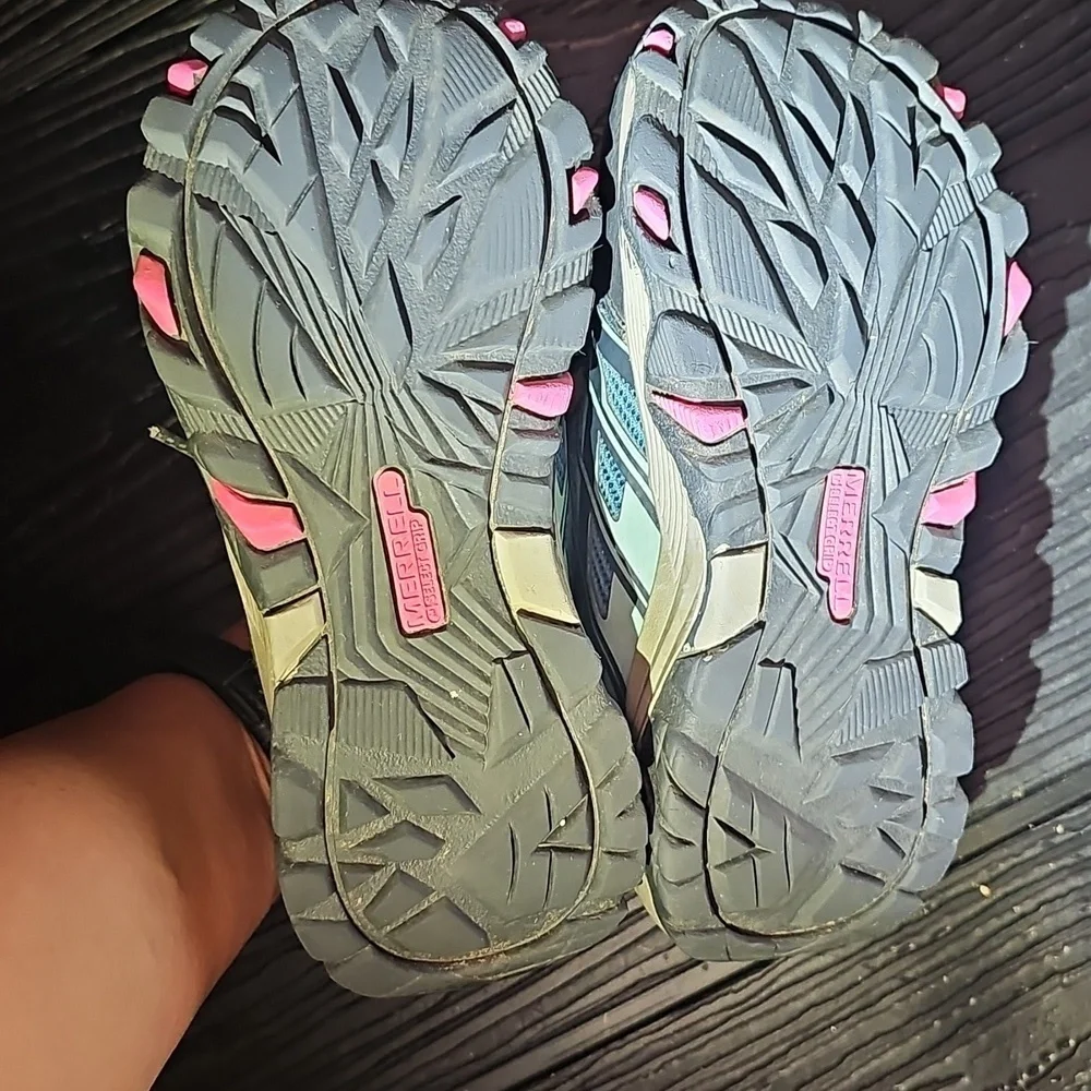 Kid's Merrell Hiking shoes